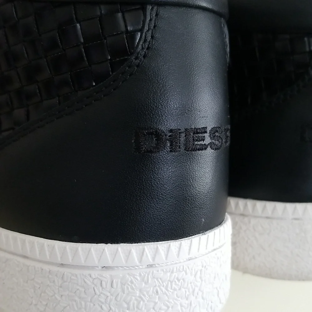 New Diesel Amnesia Resolution Sneakers